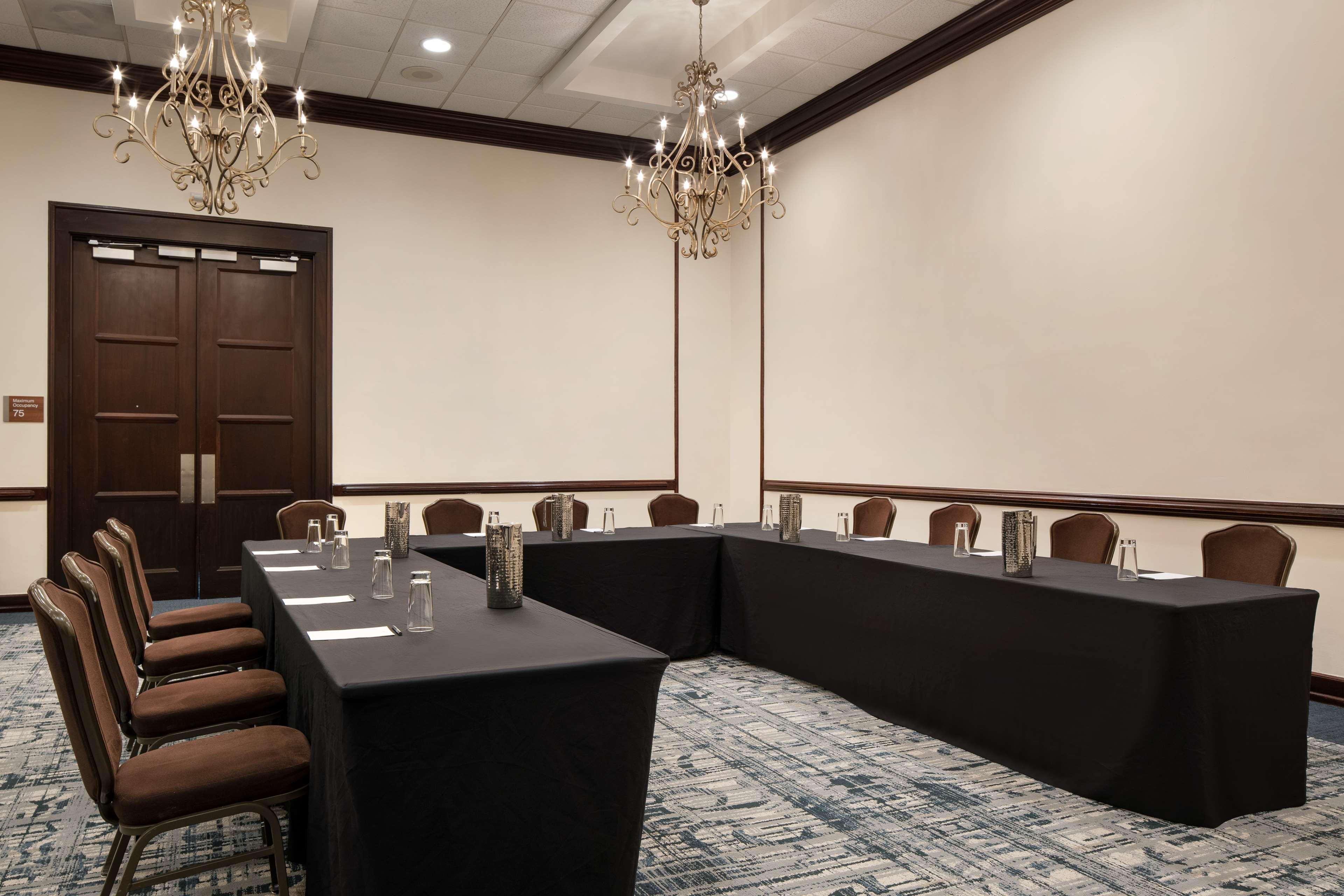 Embassy Suites By Hilton New Orleans Convention Center מראה חיצוני תמונה