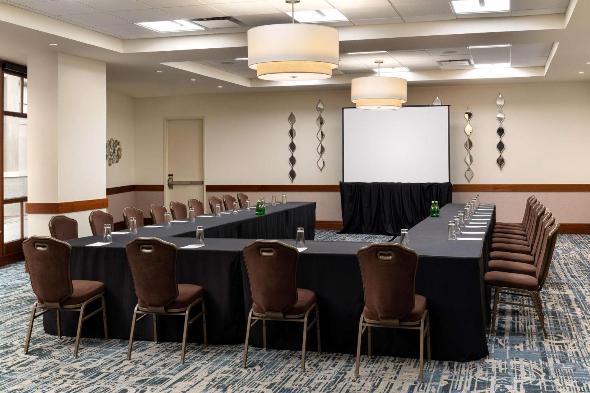 Embassy Suites By Hilton New Orleans Convention Center מראה חיצוני תמונה
